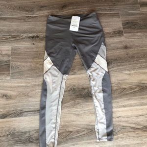 Fabletics Breann Leggings mesh paneled S regular